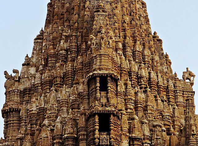 Lord Krishna: Dwarkadhish Temple, Dwarka